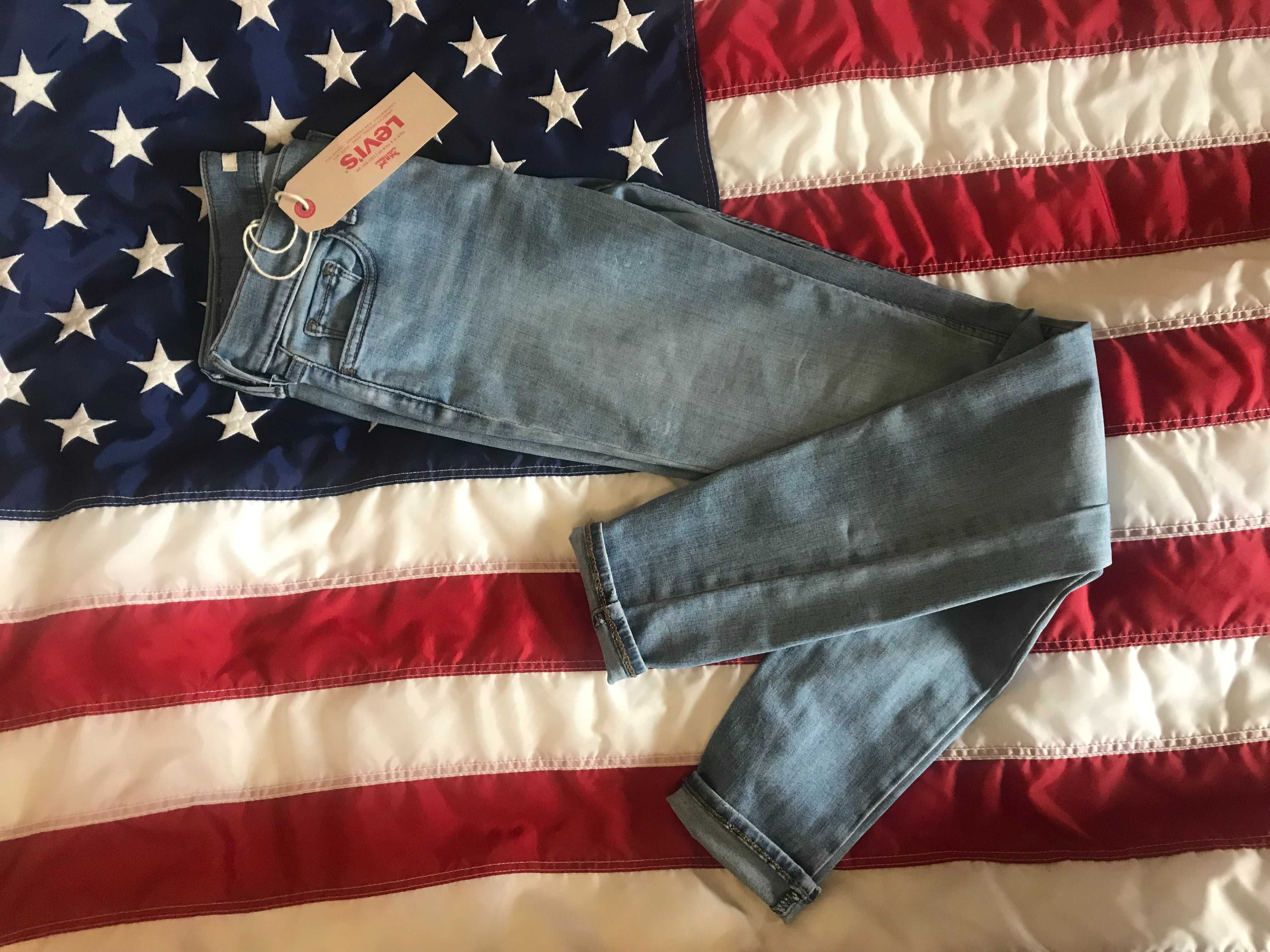 Джинсы Levis р.26  skinny USA