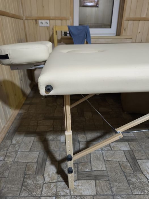 Продам масажний стіл