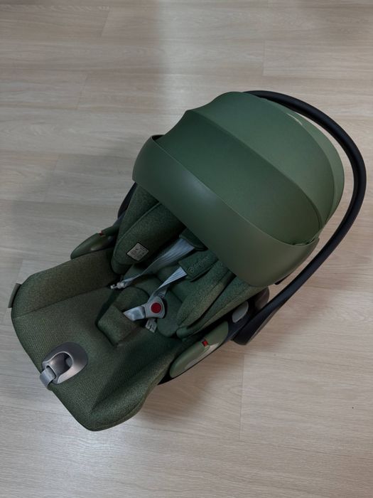 Продам автокрісло Cybex Cloud T+  Ідеальний Стан