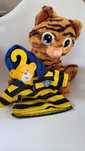 Maskotka BUILD-A-BEAR tygrys plus ubranko