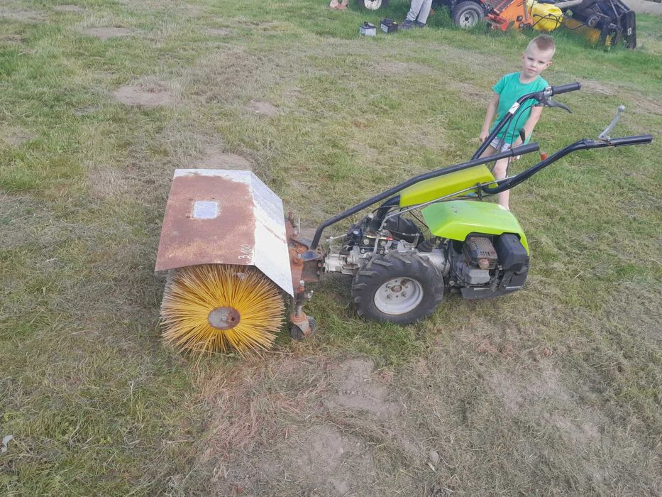 Szczotka-zamiatarka Grillino 127