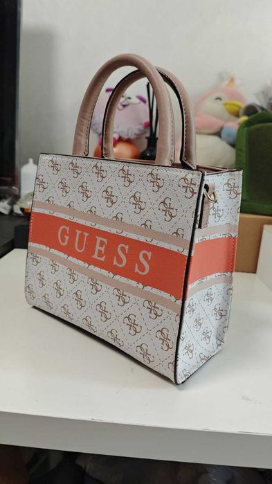 Сумка Guess White Coral Monique