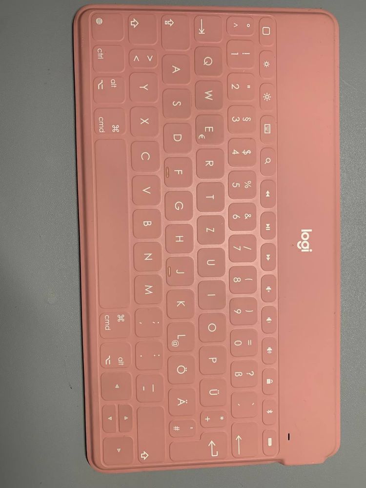 Клавіатура Logitech