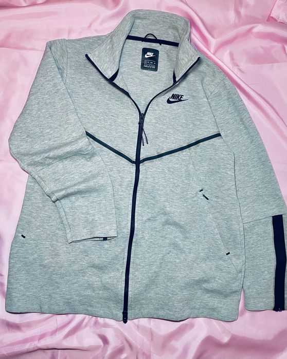 Nike Bluza Jasnoszara (XS)