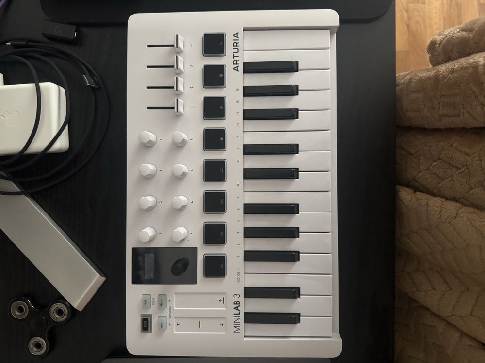 Vendo controlador Arturia Minilab 3