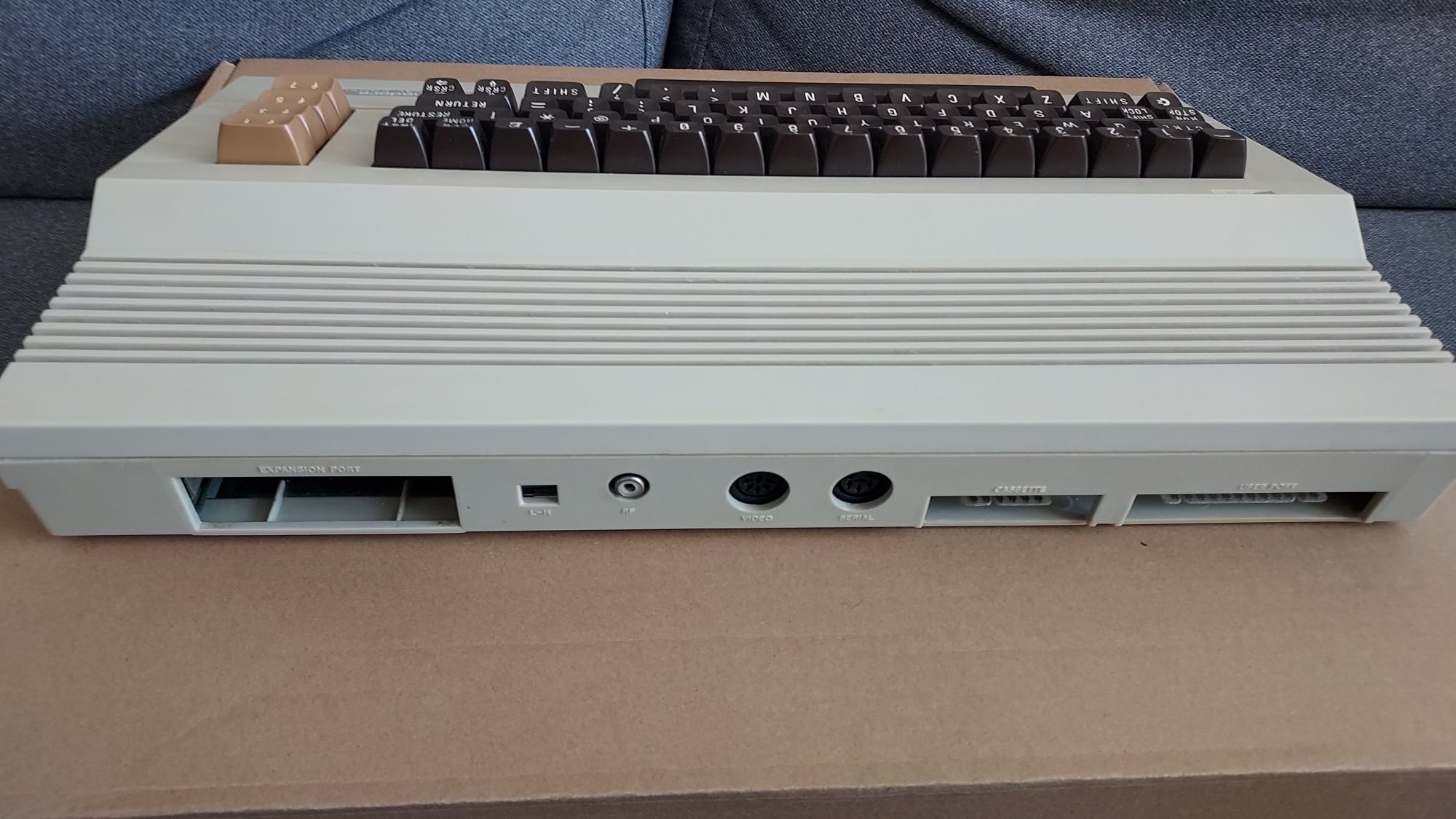 Commodore 64  / C64