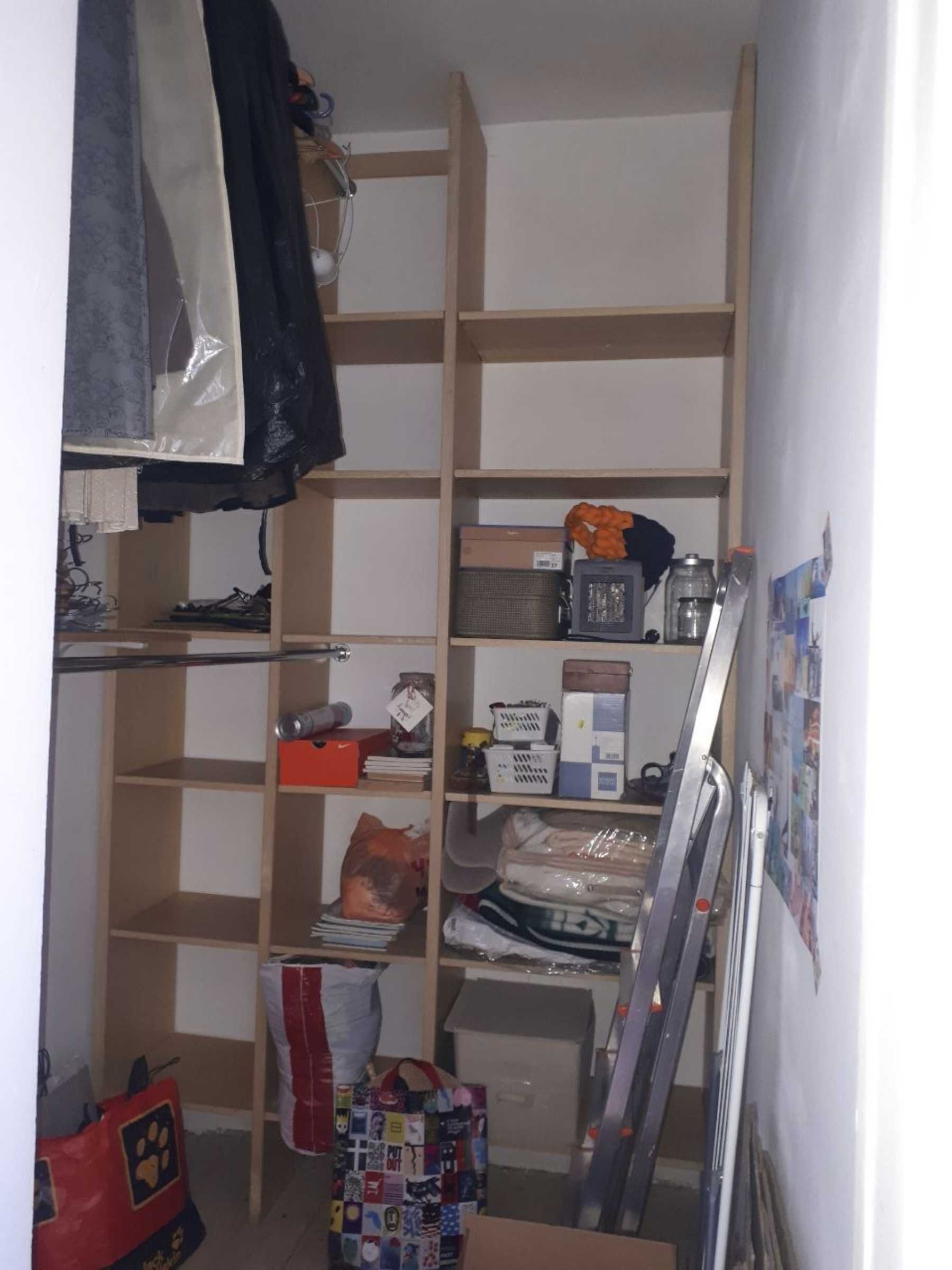 Продам 2 комнатную квартиру 50 м2 в центре,пр. Героев Харькова VI