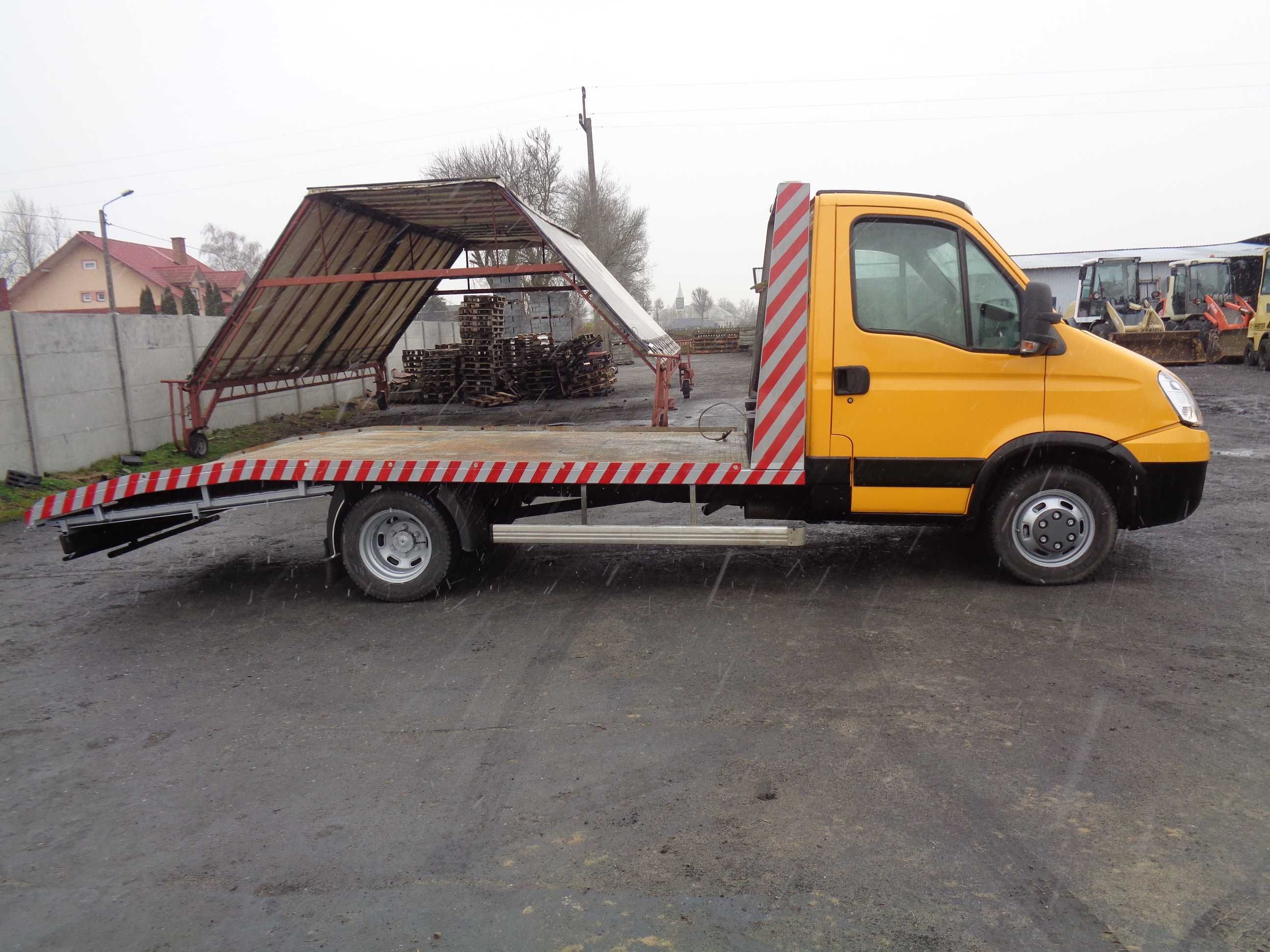 IVECO Daily 35C18 Autolaweta Pomoc Drogowa Podwójne koło na poduszkach