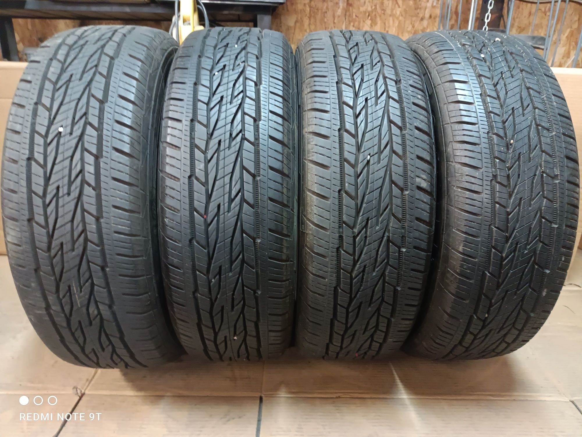 Komplet opon letnich 215/65R16 98H Continental ContiCrossContact LX2