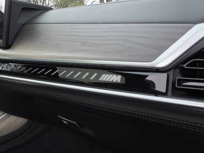 2023 BMW X7 M50I