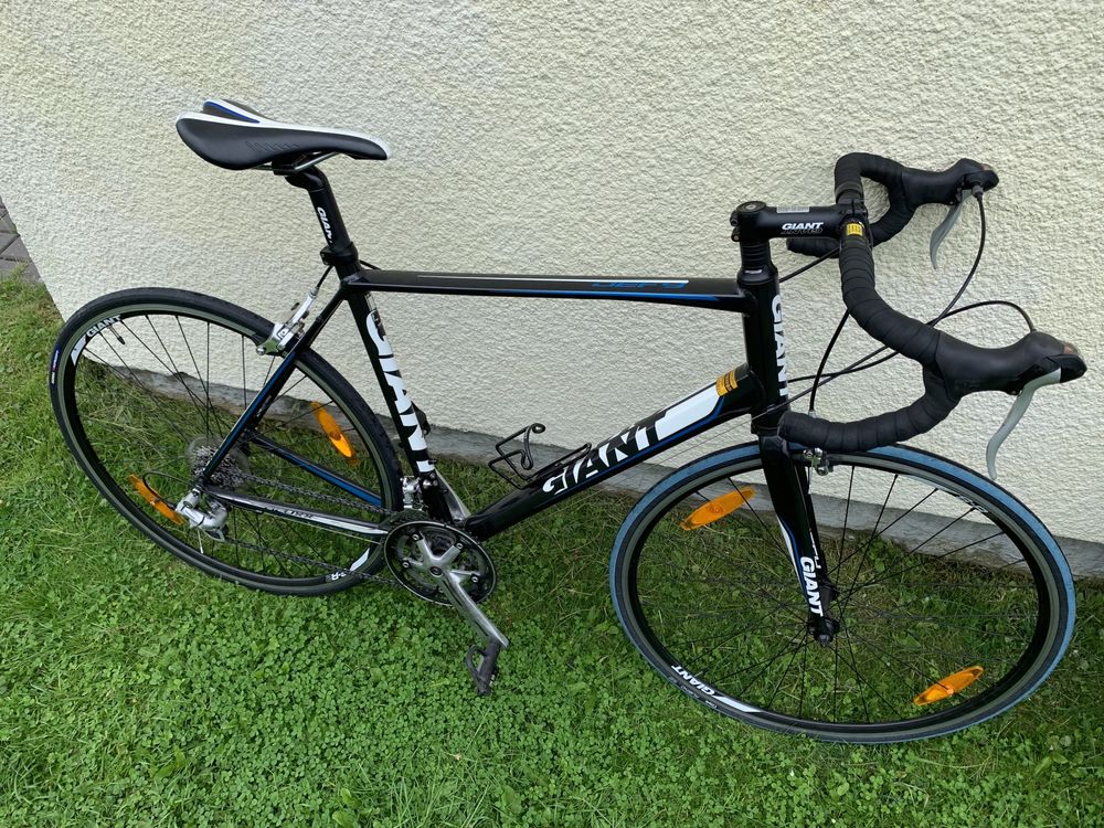 Rower szosowy Giant defy 5