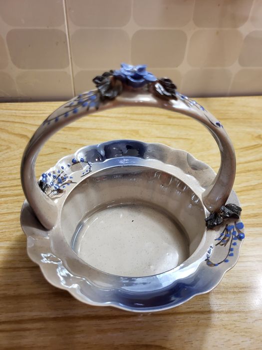 Конфетница фврфор майолика