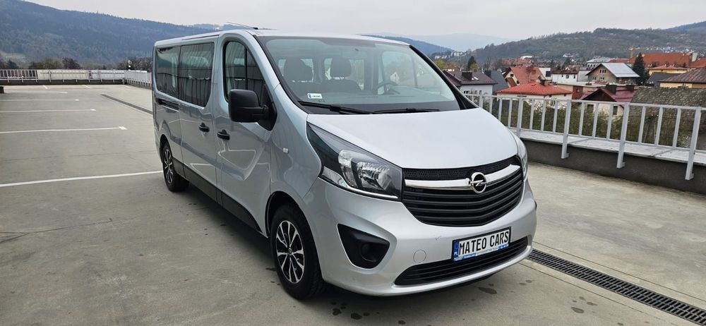Opel Vivaro 1.6 125 KM Extra Long Klima Serwis Salon Polska Gwarancja Trafic FV23%