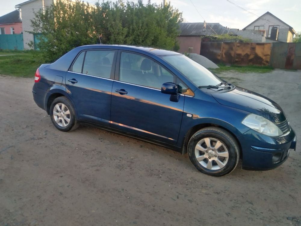 Продам Nissan Tiida