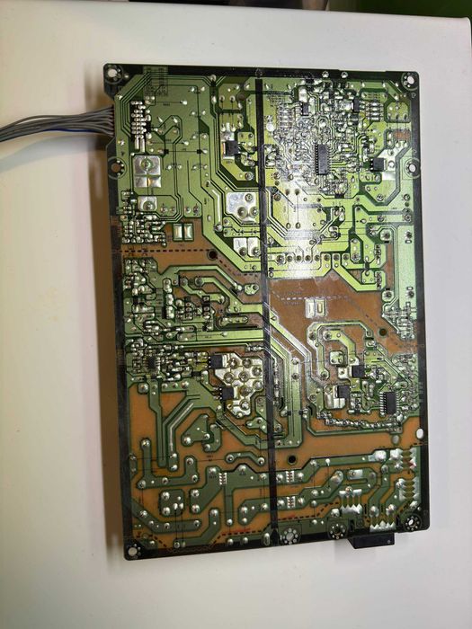 Działające płyty – zasilacz i płyta główna do telewizora LG 47LN575S