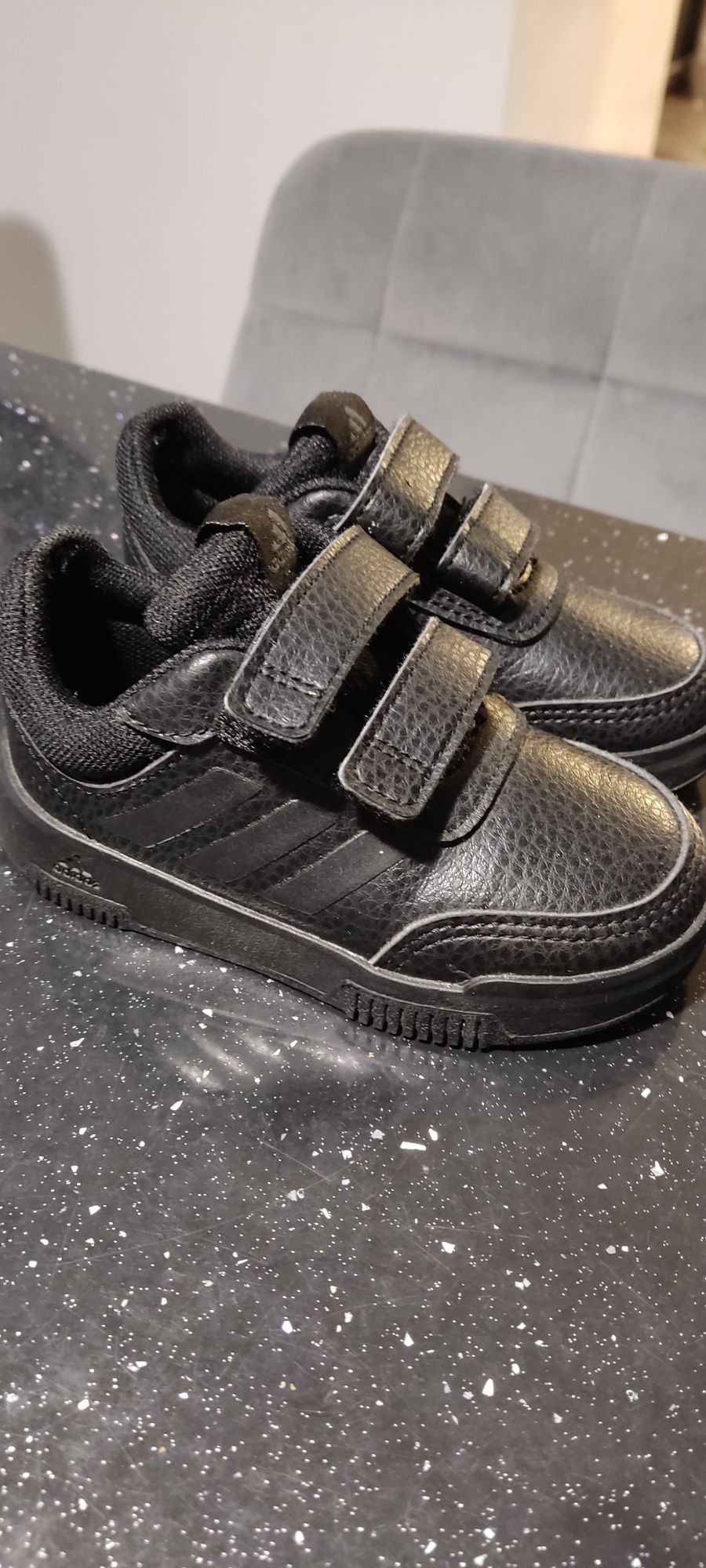 Adidas buty sportowe czarne