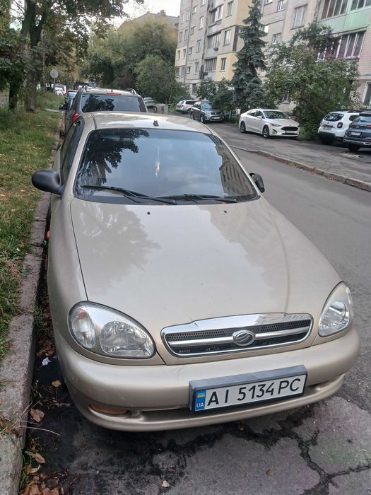 ЗАЗ Ланос 1.5 se у гарному стані.2011