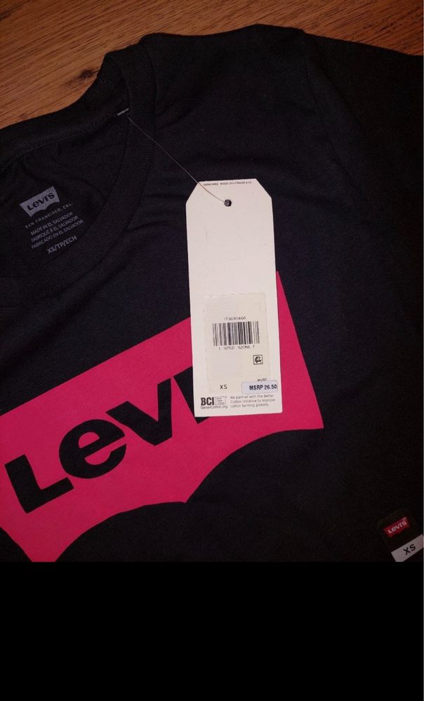 Футболочка Levis XS