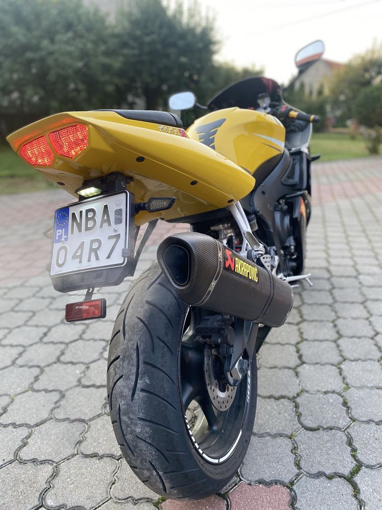 Yamaha r6 2004 A2