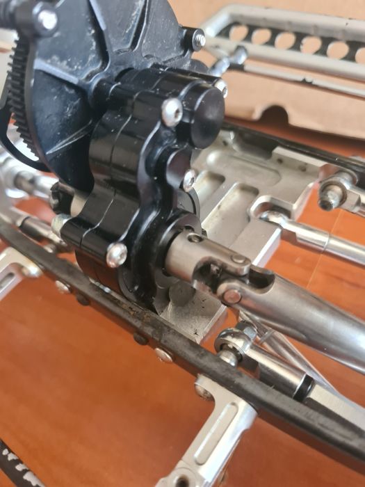 RC trial Amewi CNC model 22142 Cały ALU 1;10 Axial Scx10 Okazja $$$$