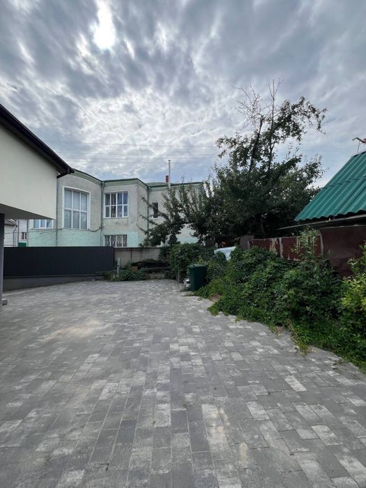 Будинок + діюча стоматологія в 50 км. від Луцька. Готовий бізнес!