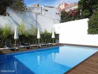 Apartamento T3+1 sem móveis em Cascais, inserido em condomínio fech...