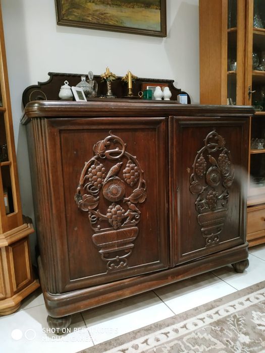 Komplet zabytkowych mebli z końca 19 wieku