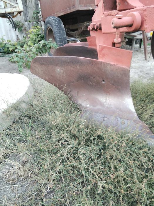 Продам плуг в гарному