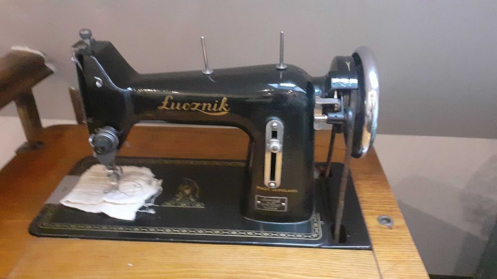 Dekoracyjna maszyna do szycia