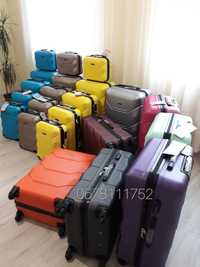 Великий розмір 1800 грн WINGS 147 Польща валізи чемоданы сумки на кол.