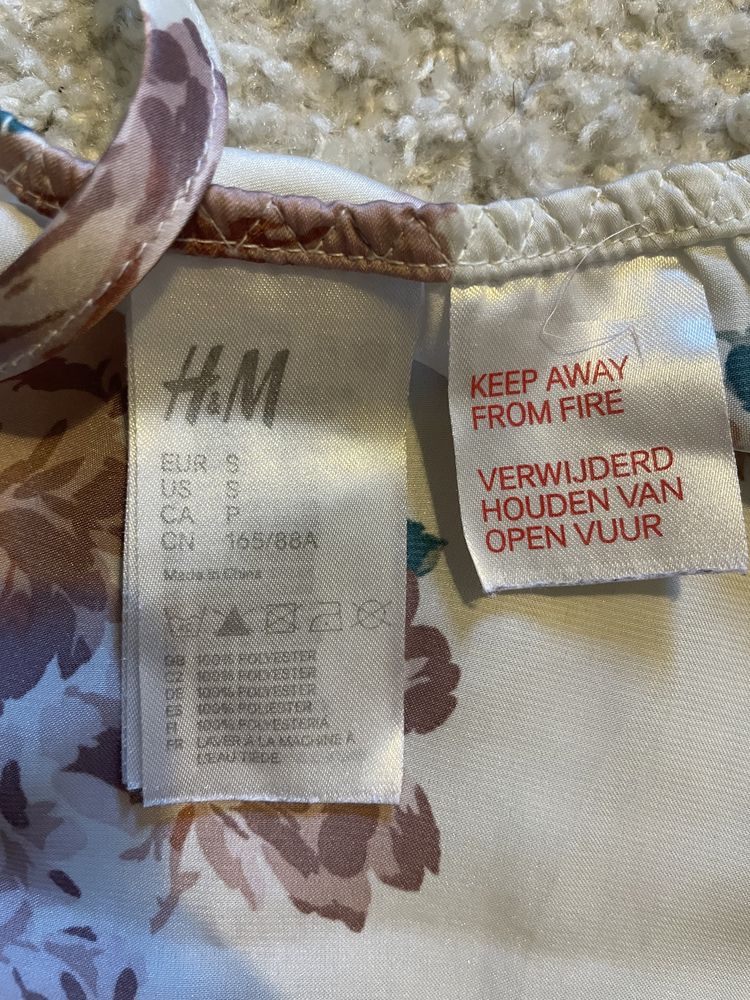 satynowa bluzka na ramiączkach top do spania w kwiaty h&m S