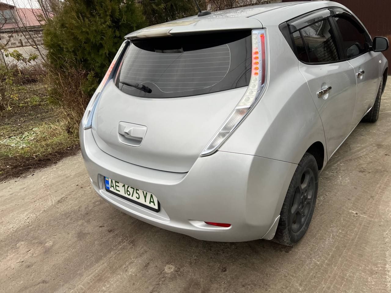 Nissan Leaf Soh 77  лиф леаф  электромобиль