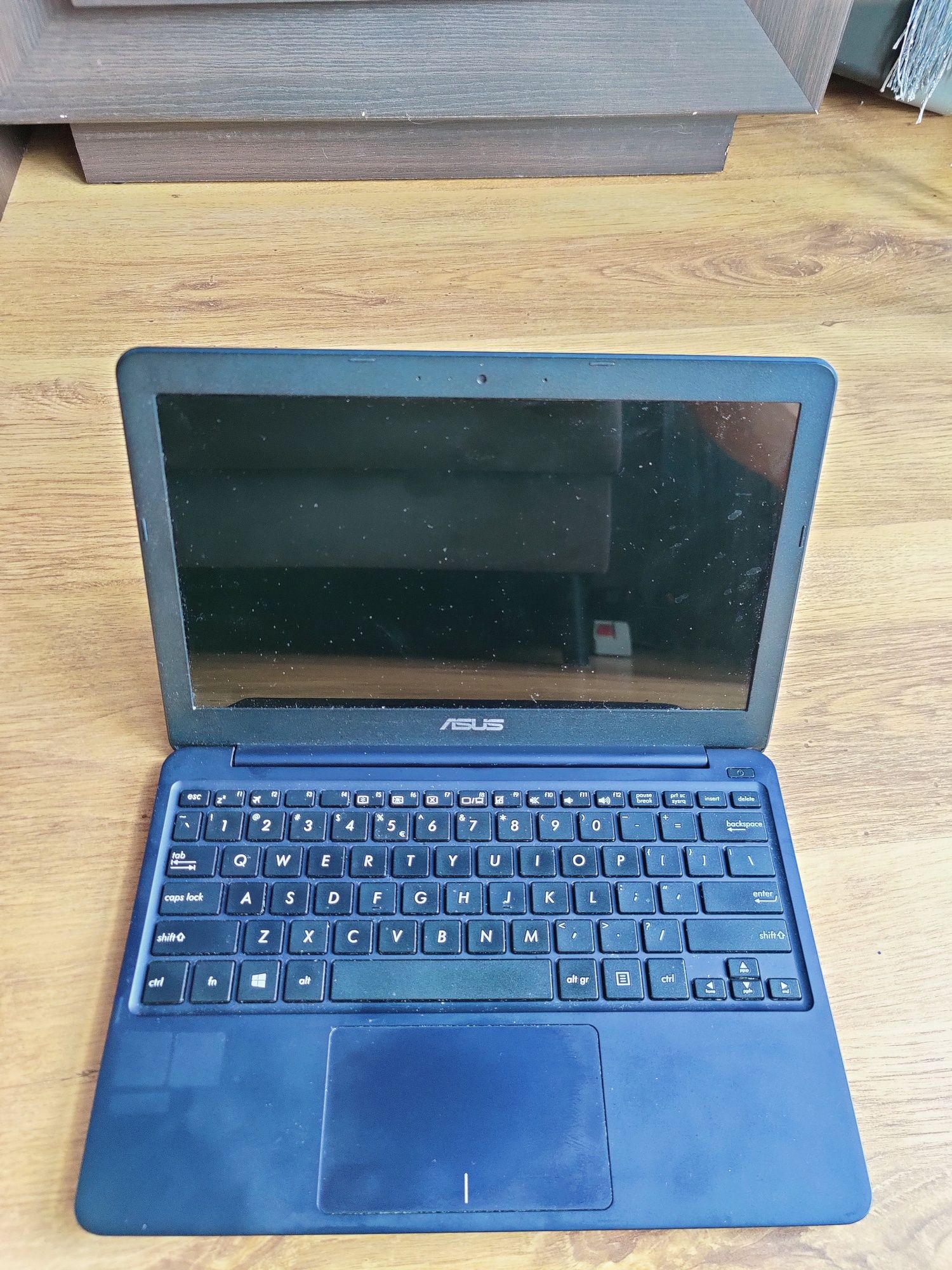 Notebook Asus E200H