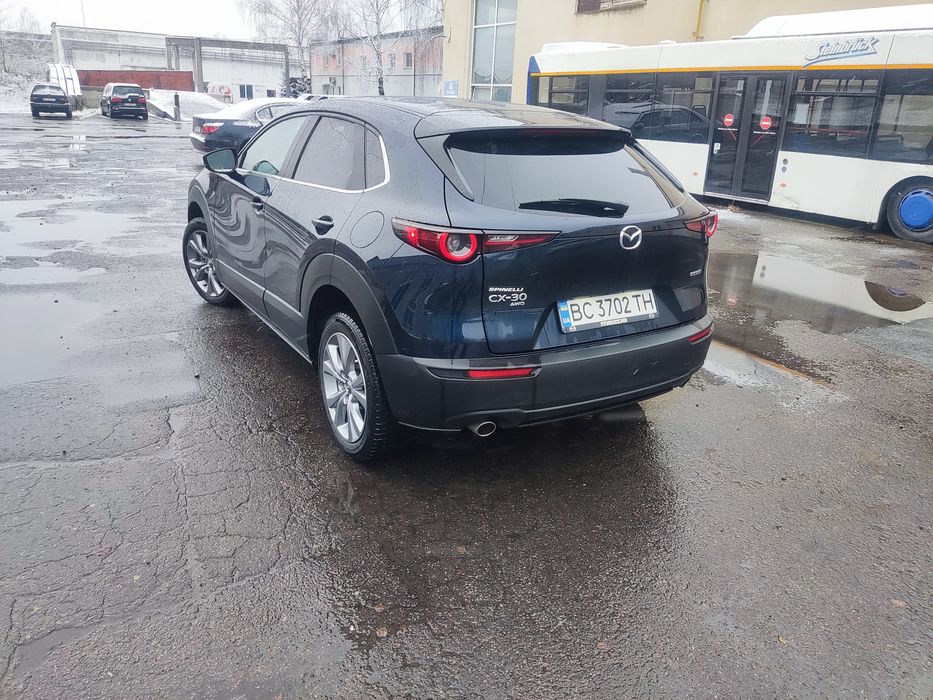 Автомобіль  Mazda cx30