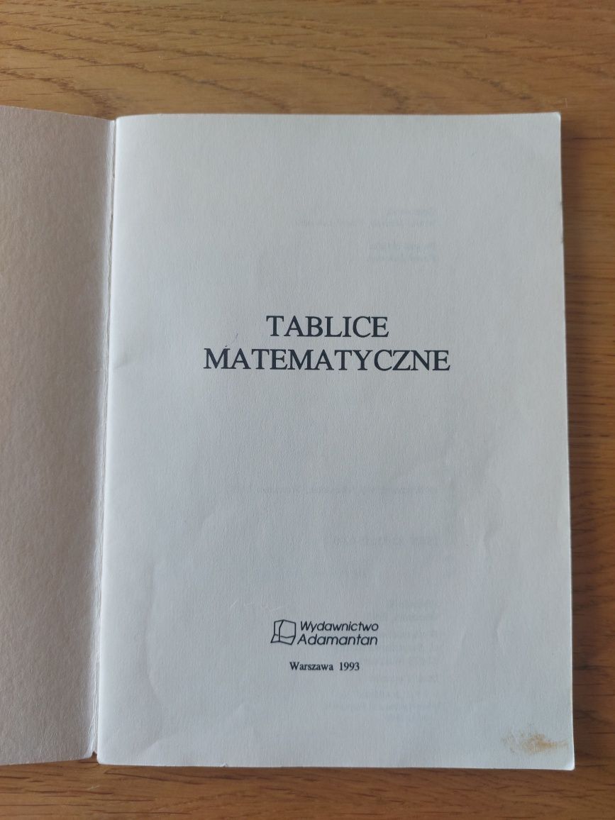 Tablice matematyczne format zeszytowy