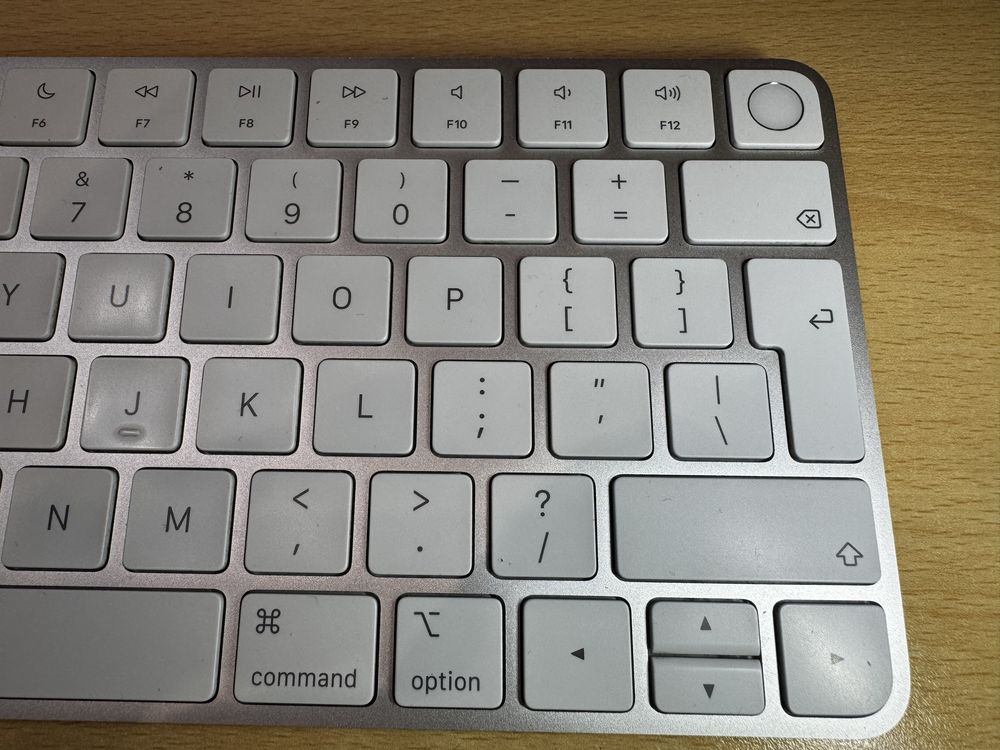Apple magic mouse 2 + keyboard Touch ID