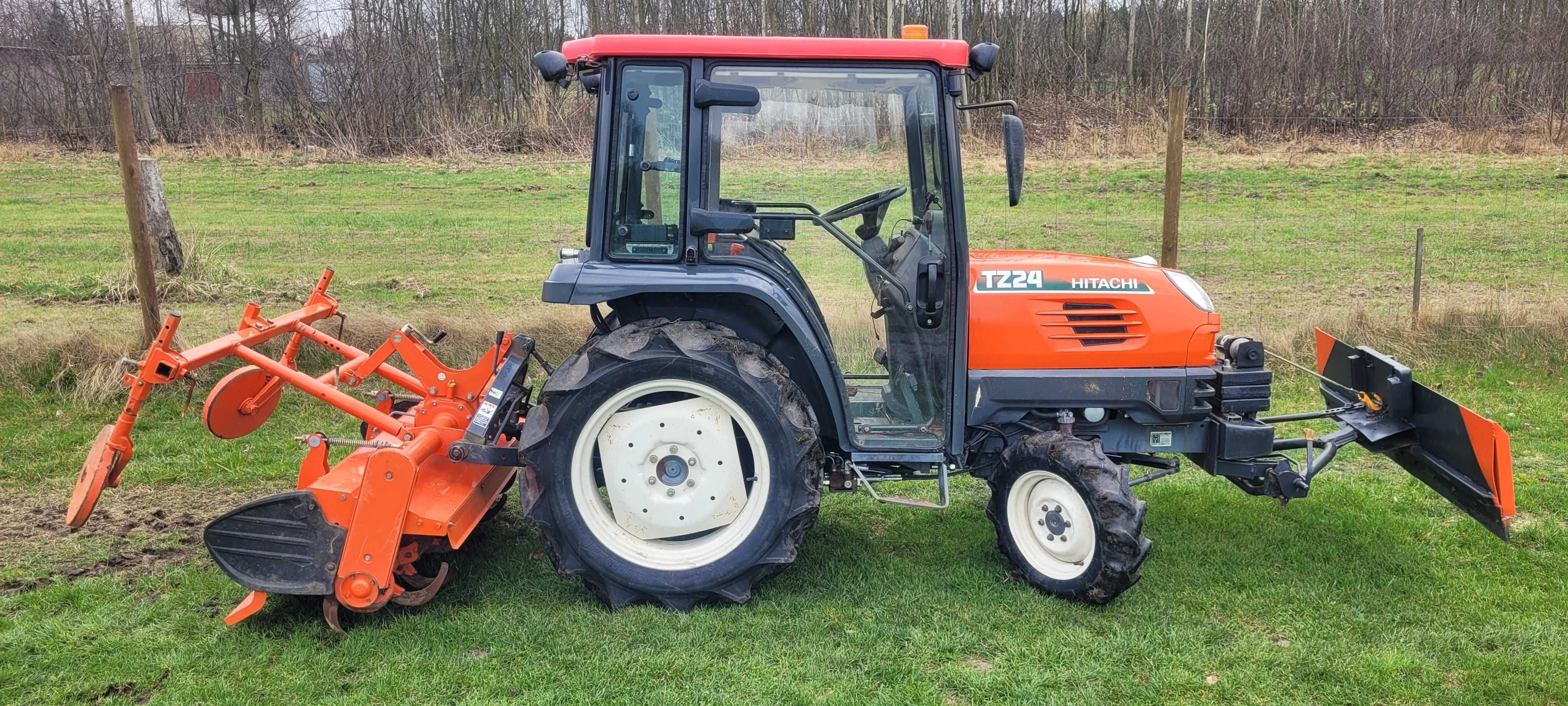 Mini traktor Hitachi TZ24 ,Kubota KT24 Kabina, klima, 4x4, pług