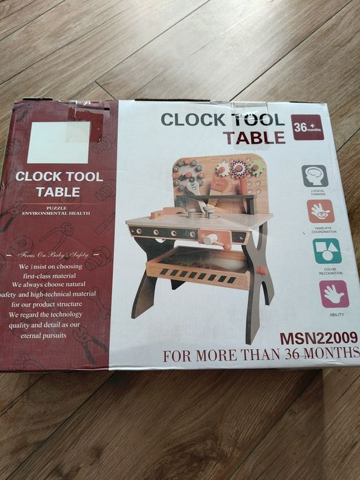 Drewniany stół warsztatowy dla dzieci, narzędzia drewniane