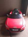 Samochód dla dzieci Audi TT RS