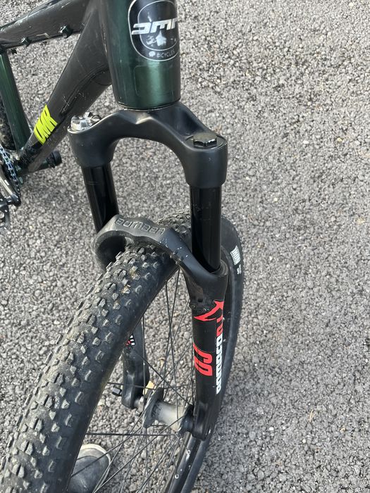 Bomber dj 1 idealny do dirta