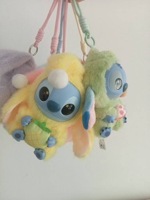 Стіч - брелок Лабубу