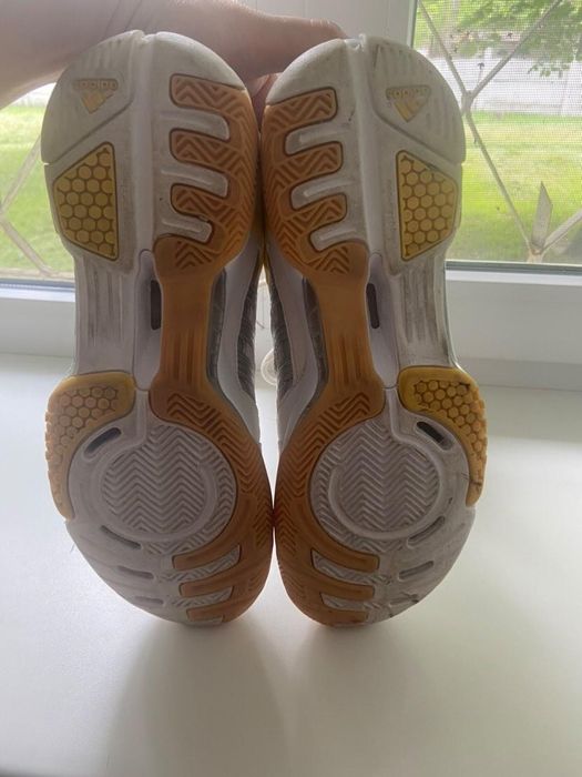 Кроссовки Adidas original новое