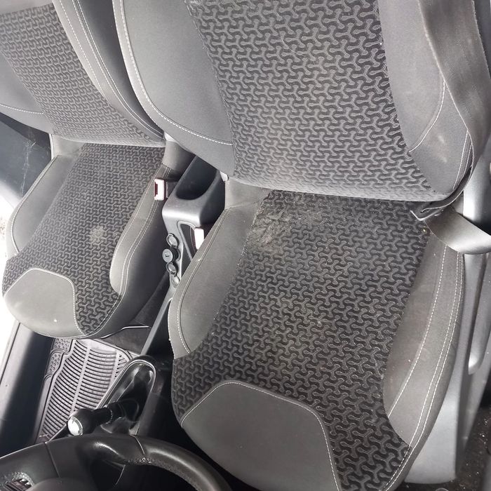 Conjunto bancos citroen c3 ano 2012