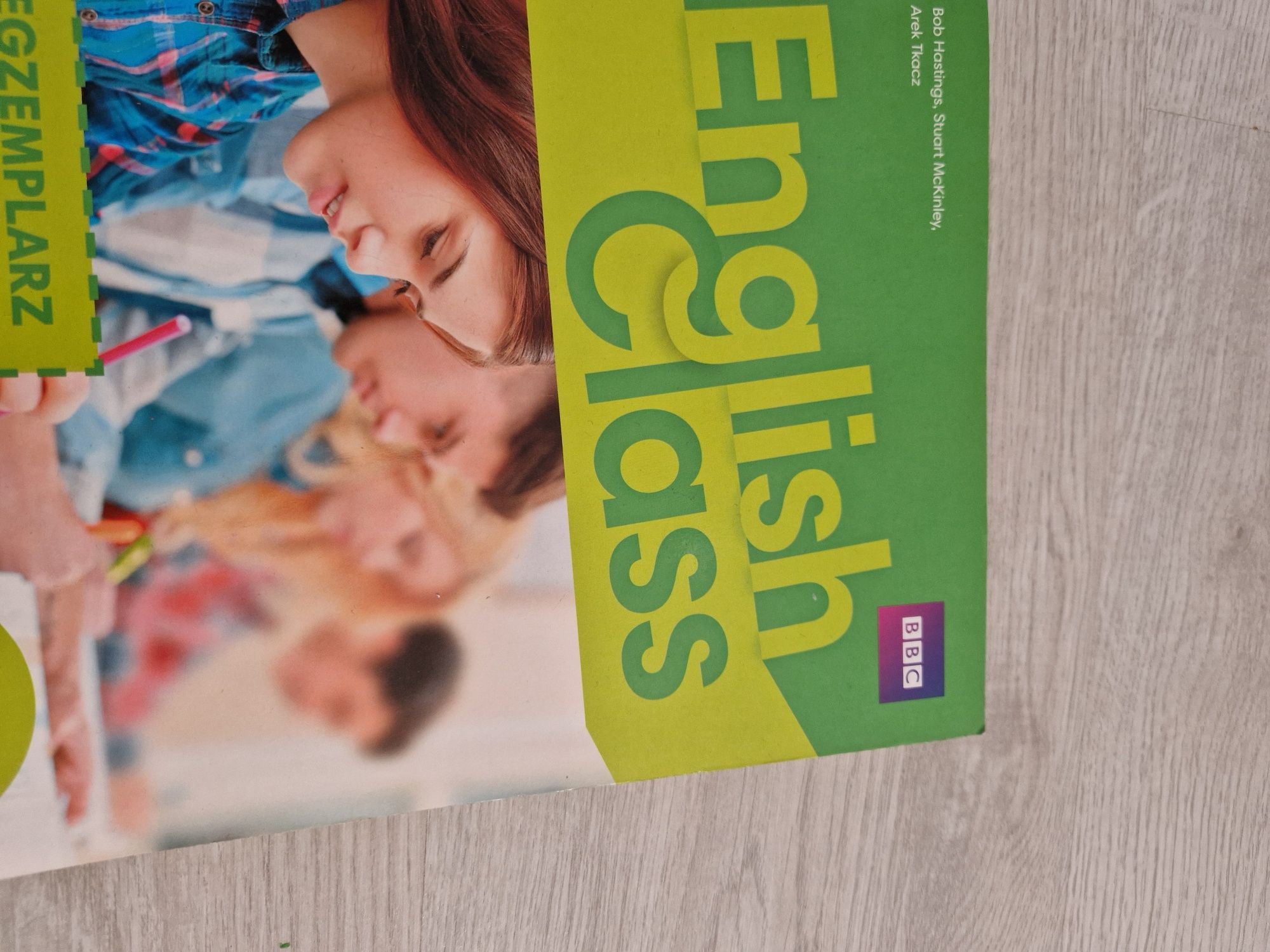 English Class podręcznik A2+