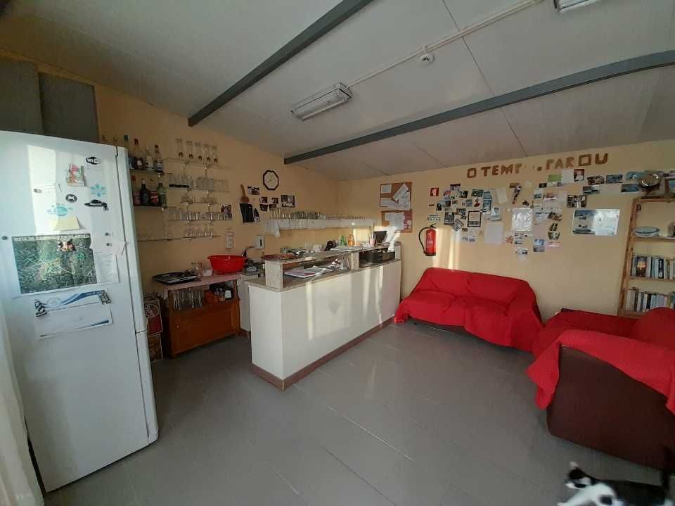 Vendo casa com comércio