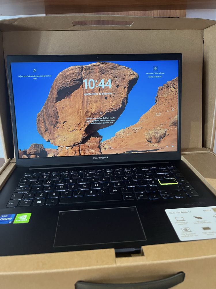 ASUS Vivobook 14” – i7