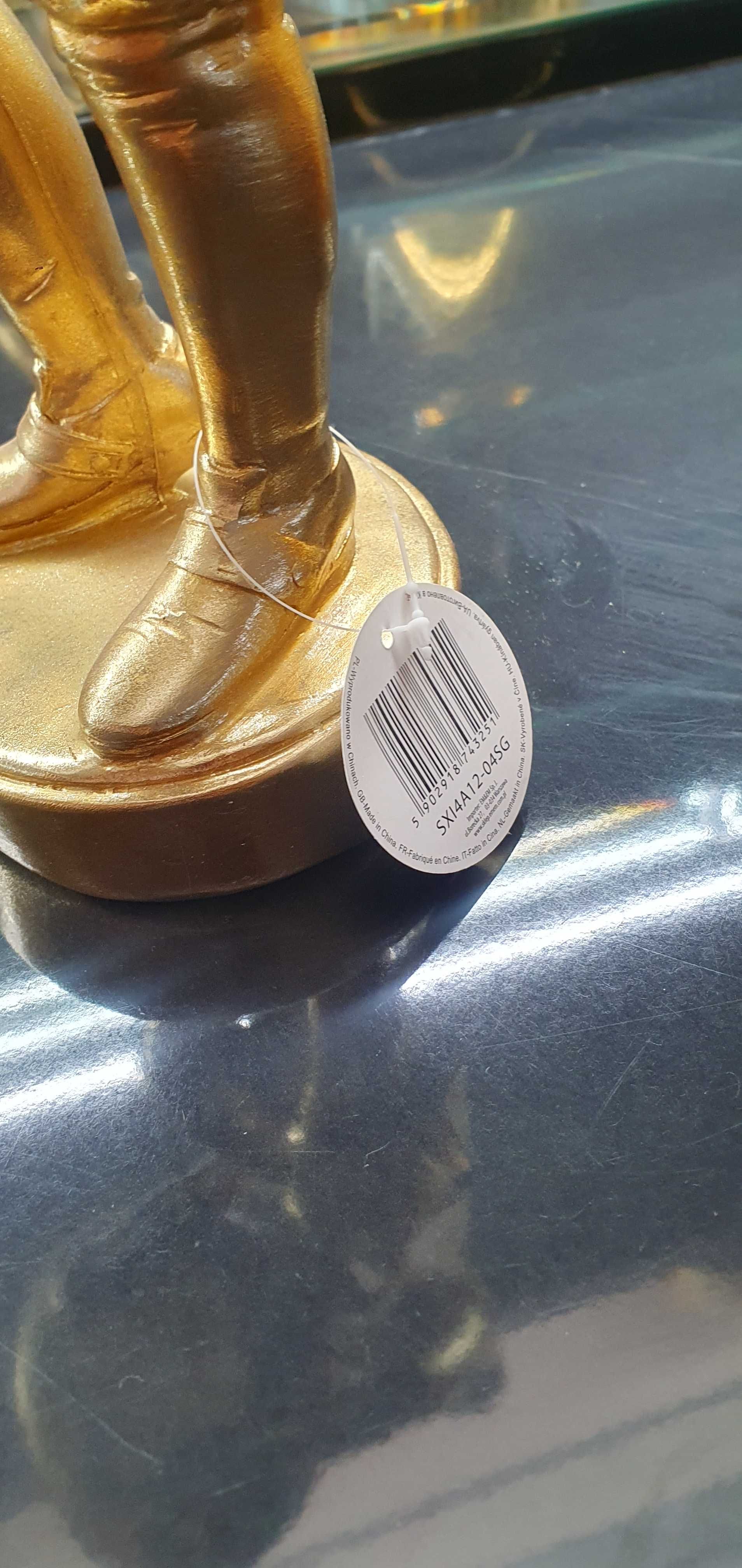 Ekskluzywna Figurka Złoty Zajac z tacka Nowy
