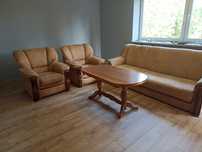 Zestaw salonowy sofa + 2 fotele + stół