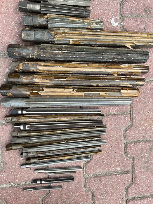rozwiertak ręczny do metalu stożkowy NRSk