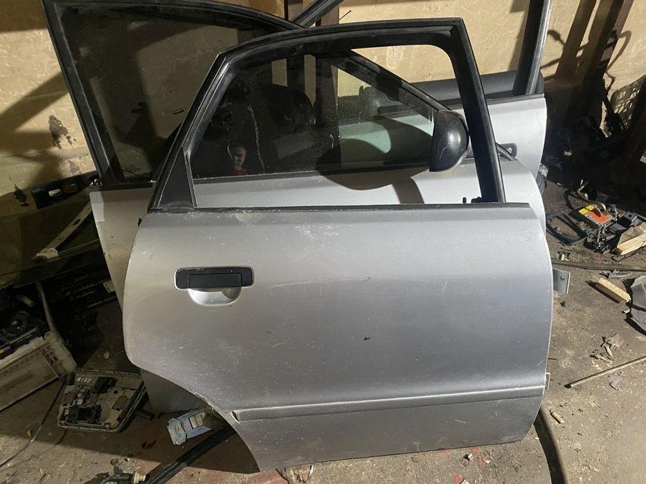 Двери Audi A4 B5
